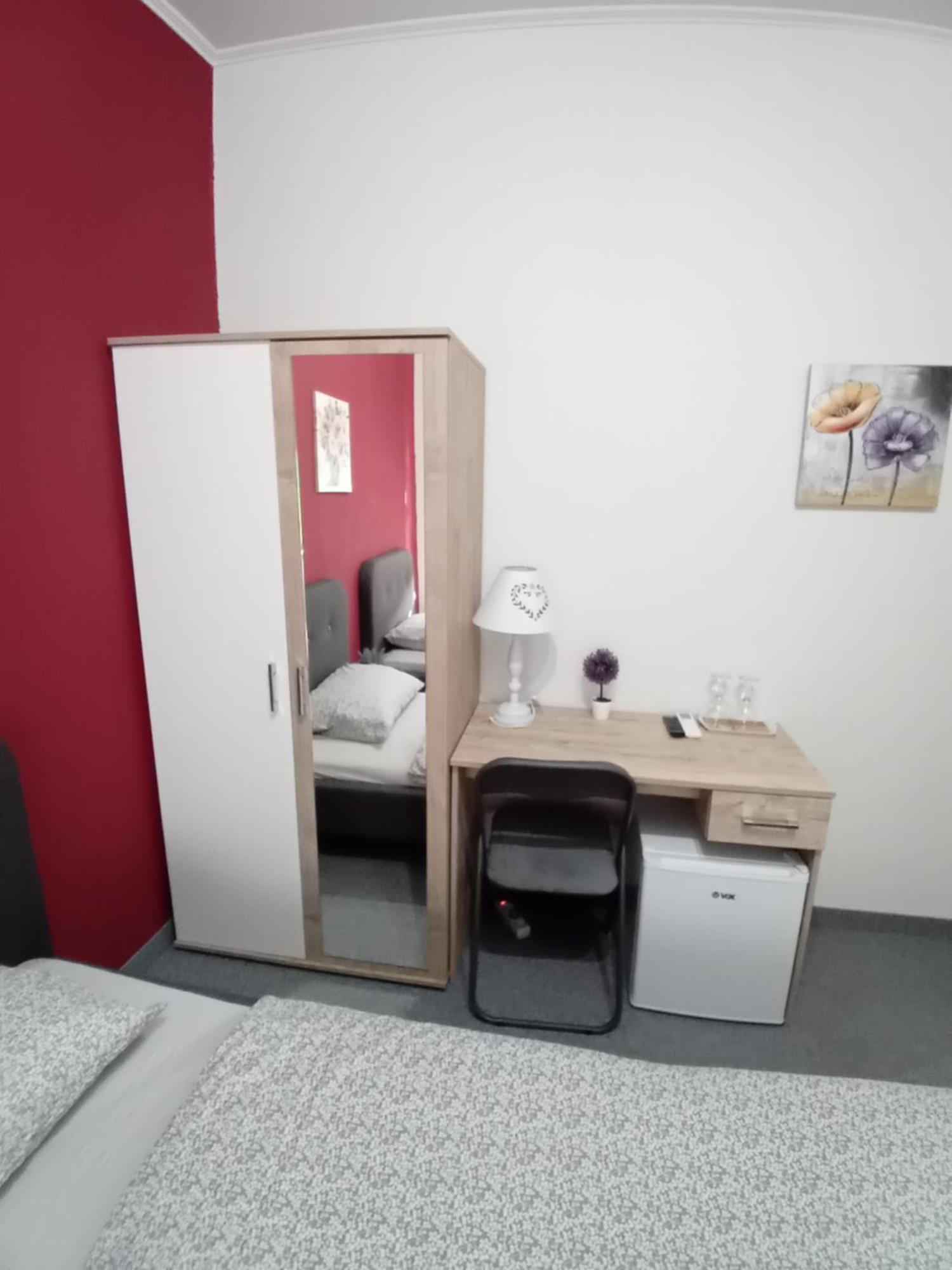 Hotel Pansion San à Bihać Extérieur photo